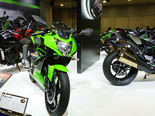 KAWASAKI展示コーナー