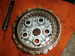 ボールとコーンレース